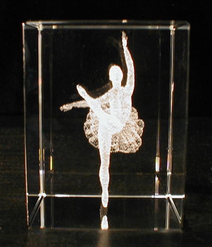Балерина в стекле